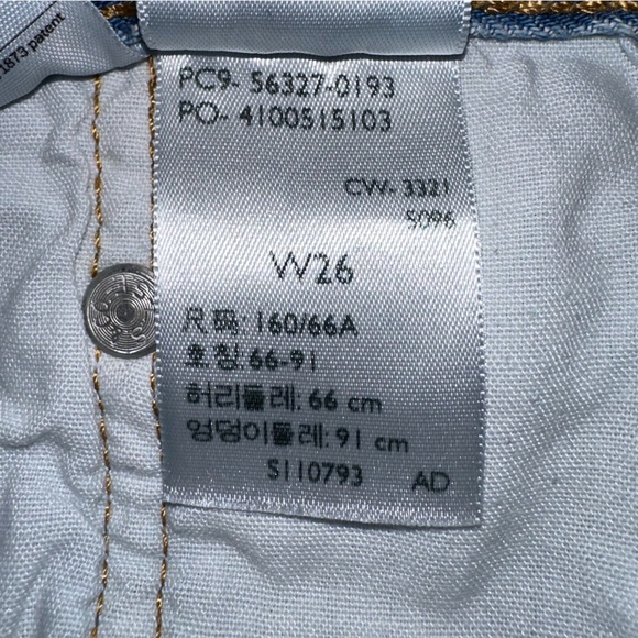 Levi's 501 Light Blue Distressed Denim Jean Cut-off Shorts Jorts - 26 Women’s - Picture 10 of 10